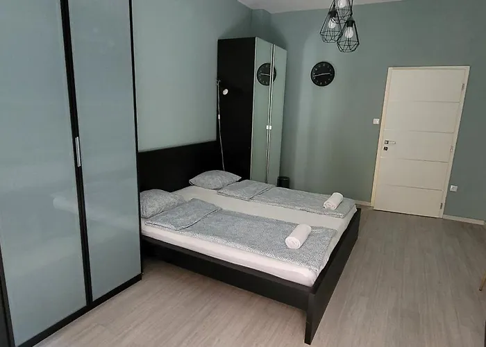 Basilica Apartment *
